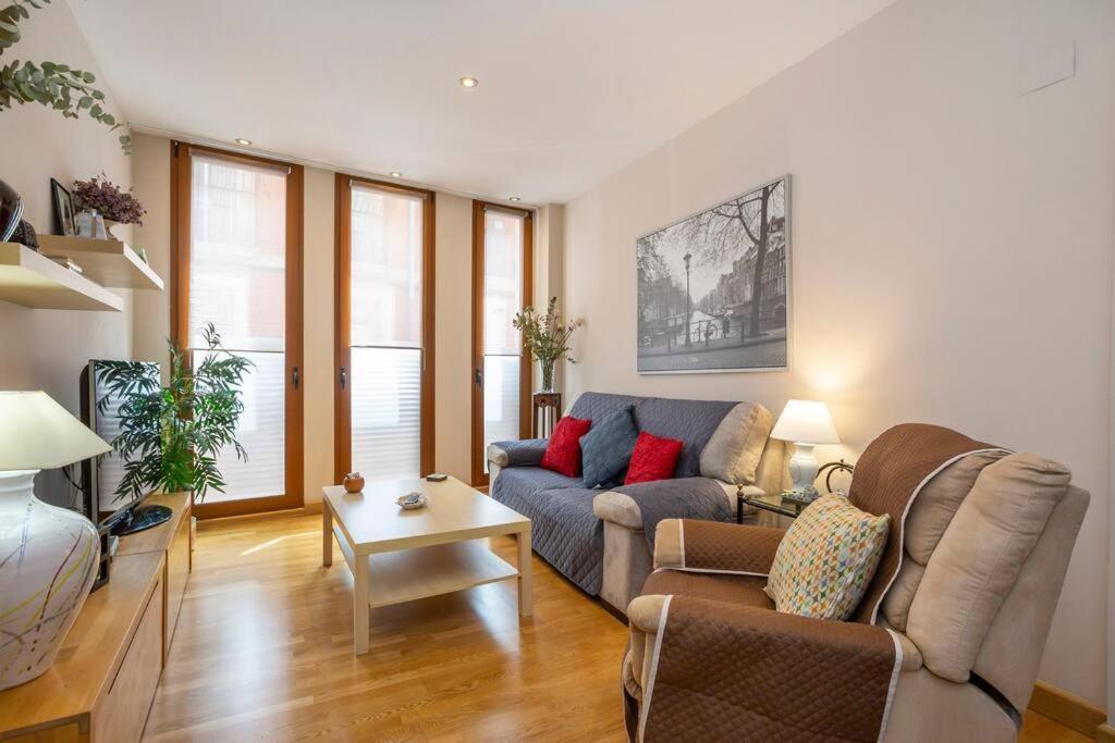 Marieta Apartment By The Castle With Ac Alicante Exterior foto
